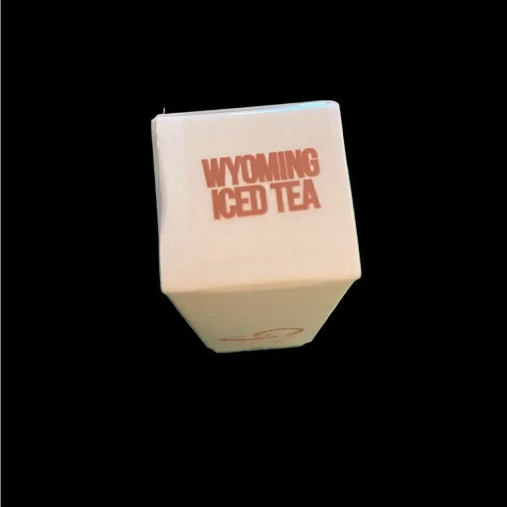 Jeffree Star Wyoming Iced Tea Velvet Trap Lipstick  New In Box!
